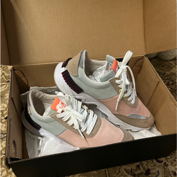 Sorel Shoes Sorel Sneaker Tennis Shoes Lite Lace Womens Size 75 Poshmark